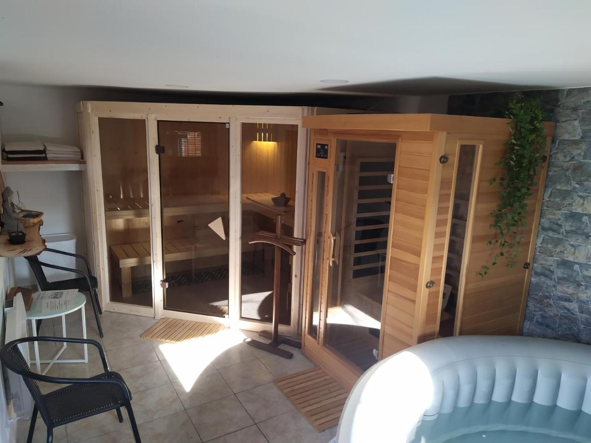 House Of Relax Villa Recany nad Labem Luaran gambar
